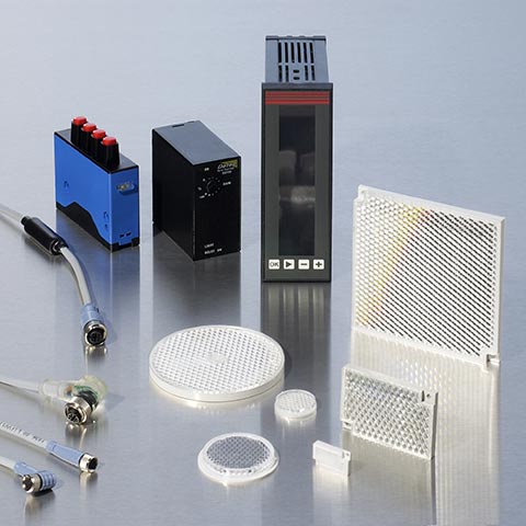 Abbildung von Zubehör und Anschlußtechnik